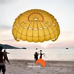 #064 Families Only - Oh Live By Holidays Αλμπουφέιρα