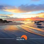 #064 Families Only - Oh Live By Holidays Αλμπουφέιρα